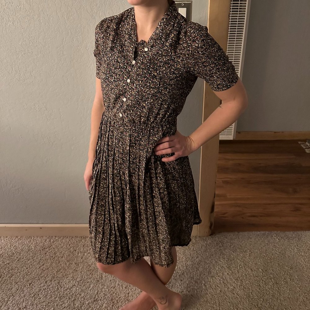 Vintage/Retro Pleated Dress